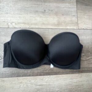 Le Mystere Strapless Convertible Bra Padded Silicone Supportive Formal Party